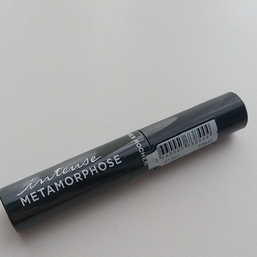 5/$25 Yves Rocher Intense Metamorphose Mascara -  Black